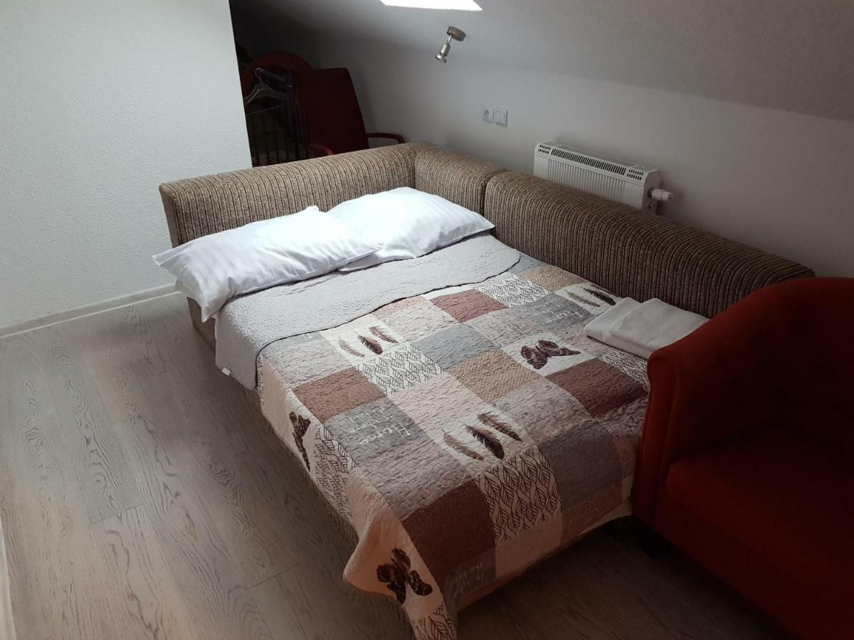 Gosciniec Sloneczny Hotel Drzonkow ภายนอก รูปภาพ