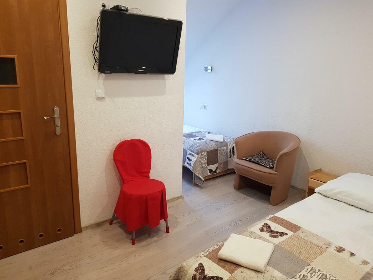 Gosciniec Sloneczny Hotel Drzonkow ภายนอก รูปภาพ